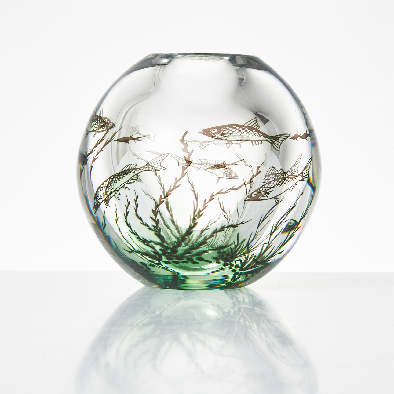 EDWARD HALD. Fish grail, signed Orrefors graal no 116 D Edward Hald.