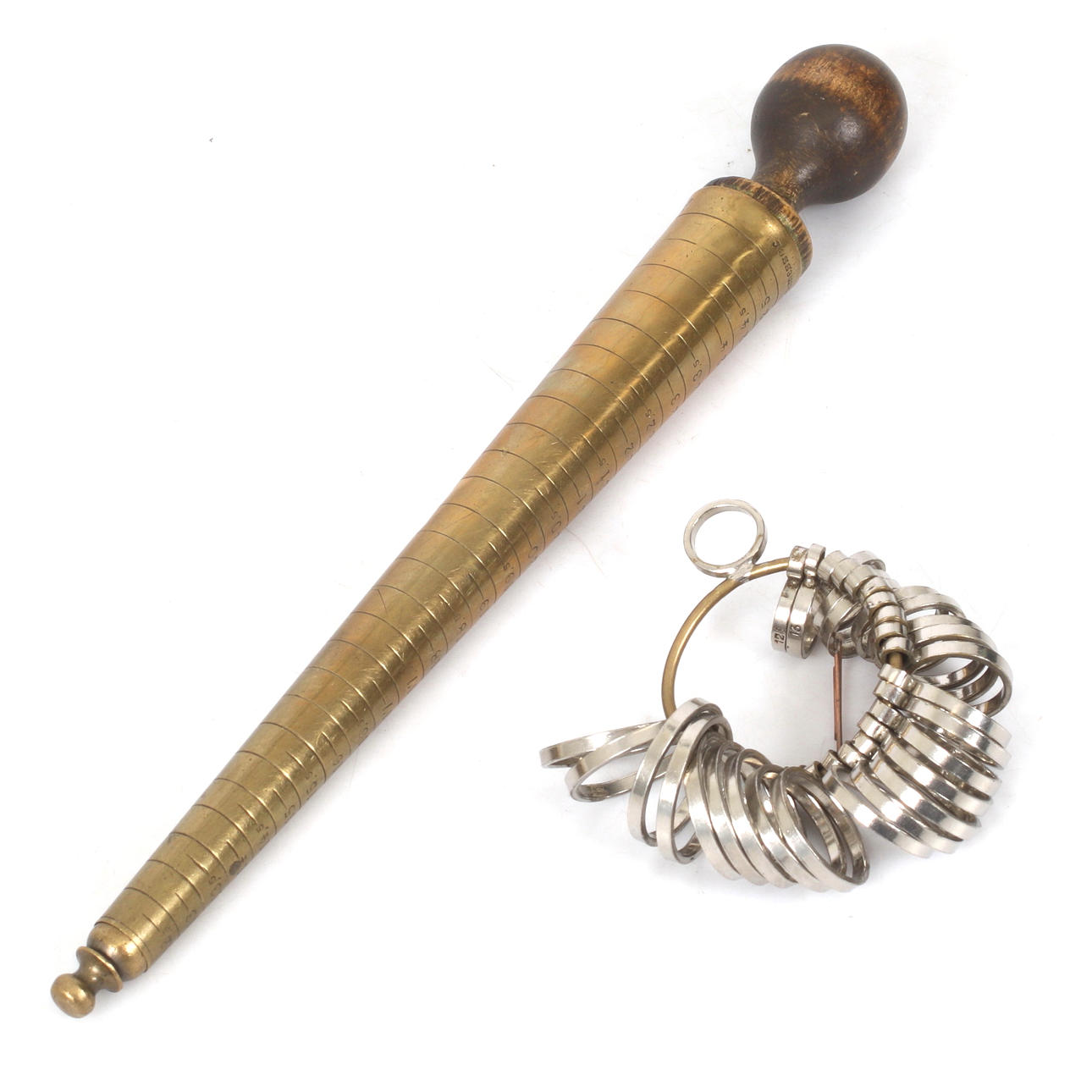 RINGMASSE, 2 Stück, Durchmesser. 20. Jahrhundert.