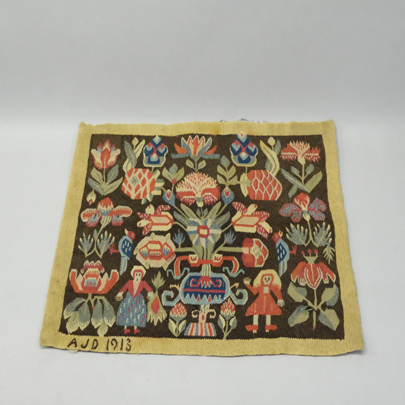 PUDEBETRÆK/JYNNE, FLAMSK, 1913.