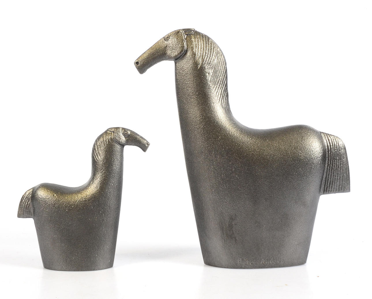BJÖRN NYBERG. Skulpturer, 2 stycken, Hästar, järn.