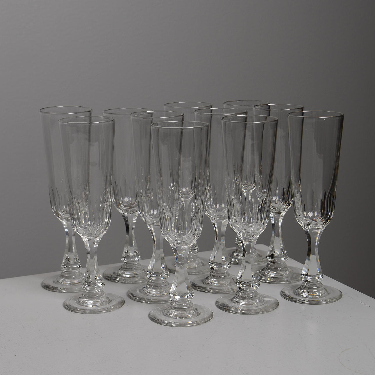 SAMPPANJALASIT, 11 kpl, leikattu sisustus.