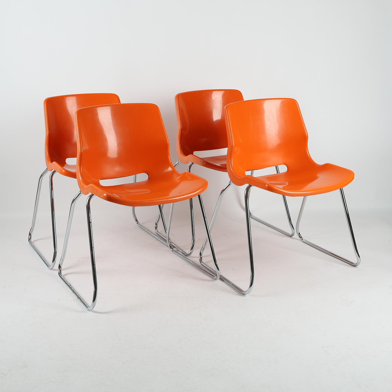 SVANTE SCHÖBLOM. Vier 'Clipper' Stühle, Overman, 1970er.