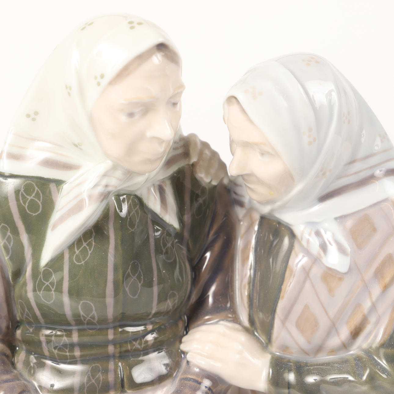 CHRISTIAN THOMSEN. A porcelain figurine, “Gossip ladies/The Gossip
