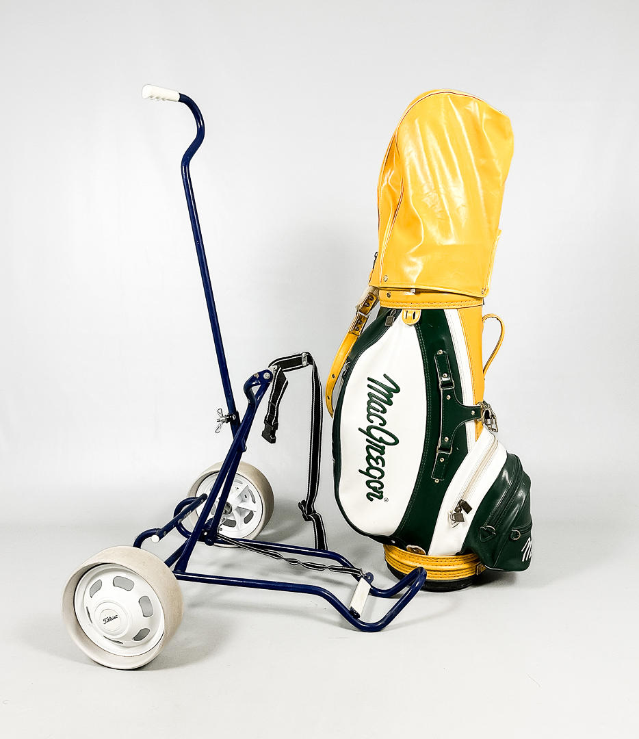 GOLFSET, MacGregor, läderbag, vagn.