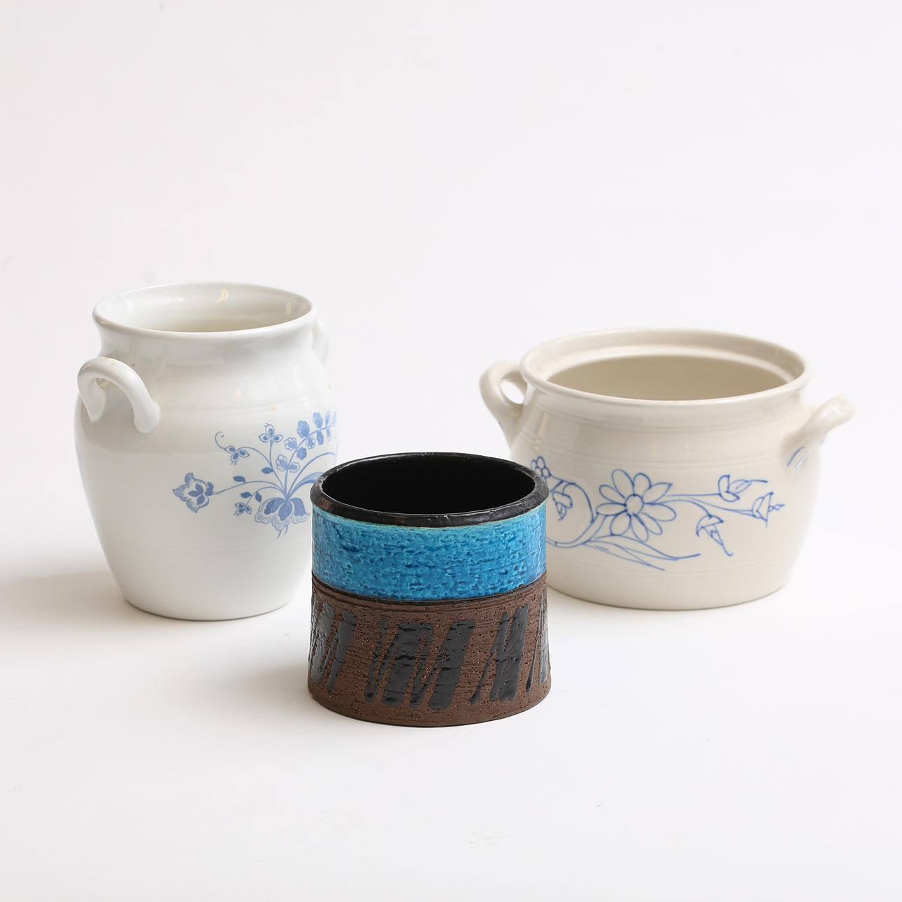 YTTERFODER samt KRUS, bla Inger Persson, Rörstrand.