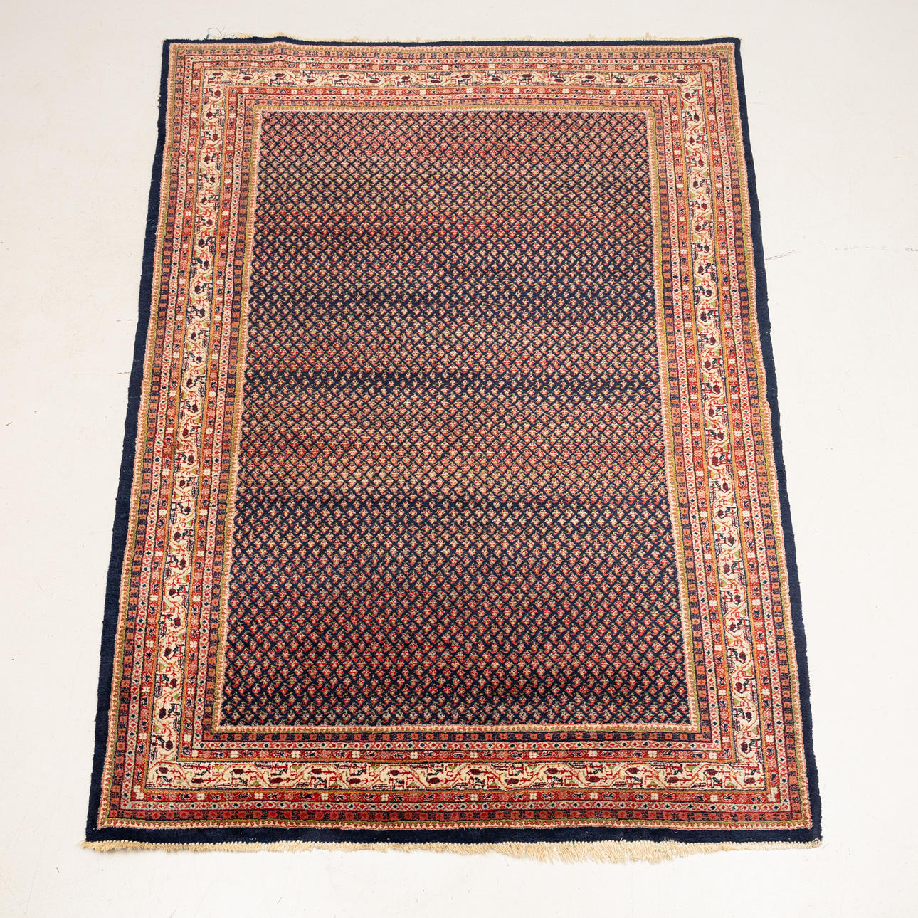 TÆPPE, orientalsk, ca 270 x 180 cm.