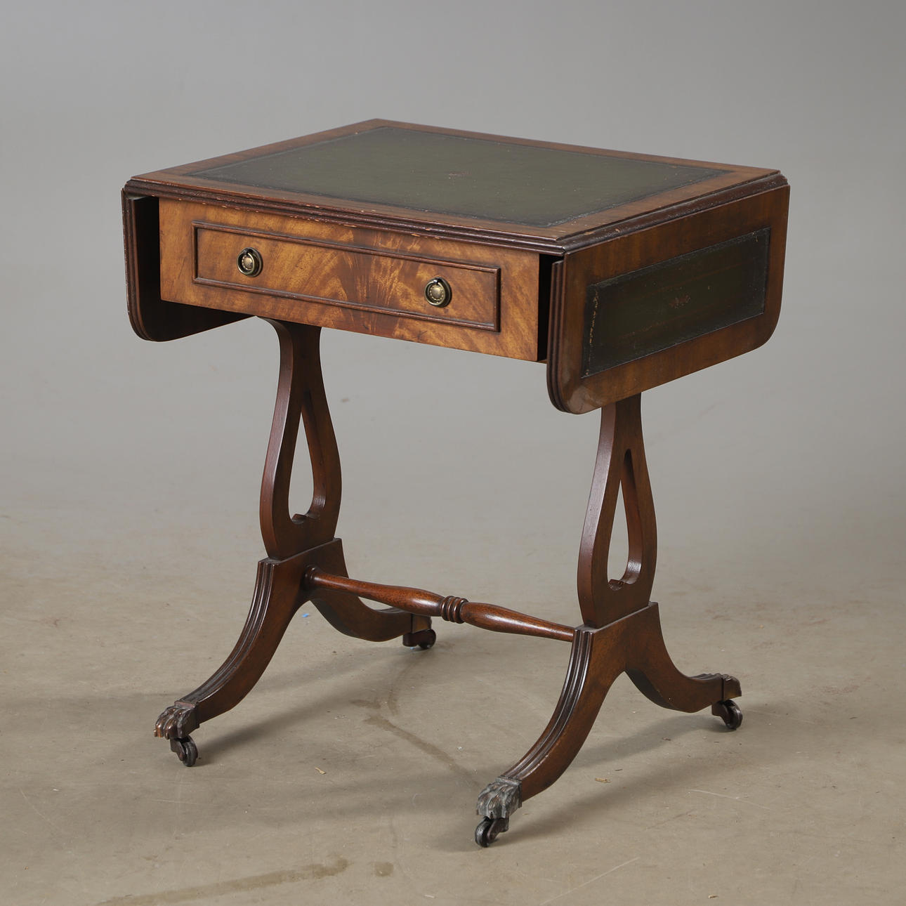 FOLDING TABLE, mahogany, English style.