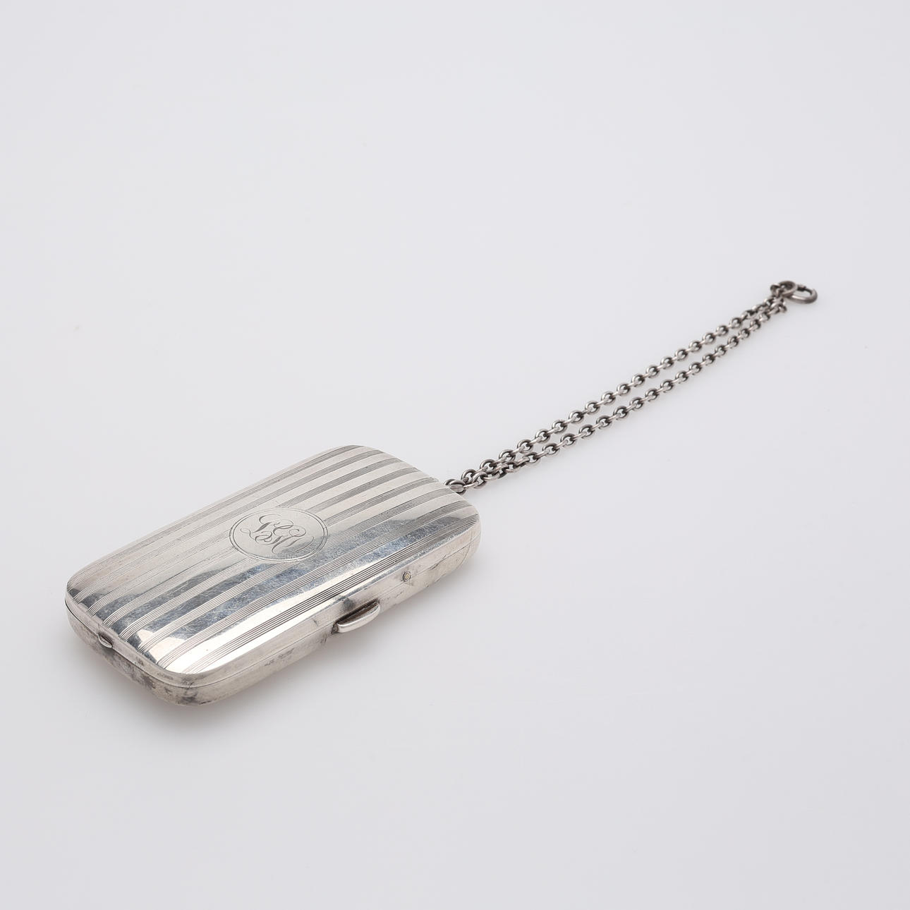 A SILVER-STERLING SILVER CIGARETTE CASE, BIRMINGHAM, 1910, Approx. 96g.