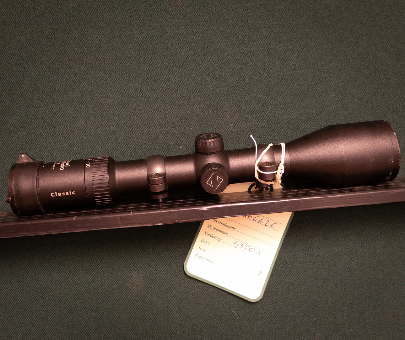 Zeiss Diavari 2,5-10x50.