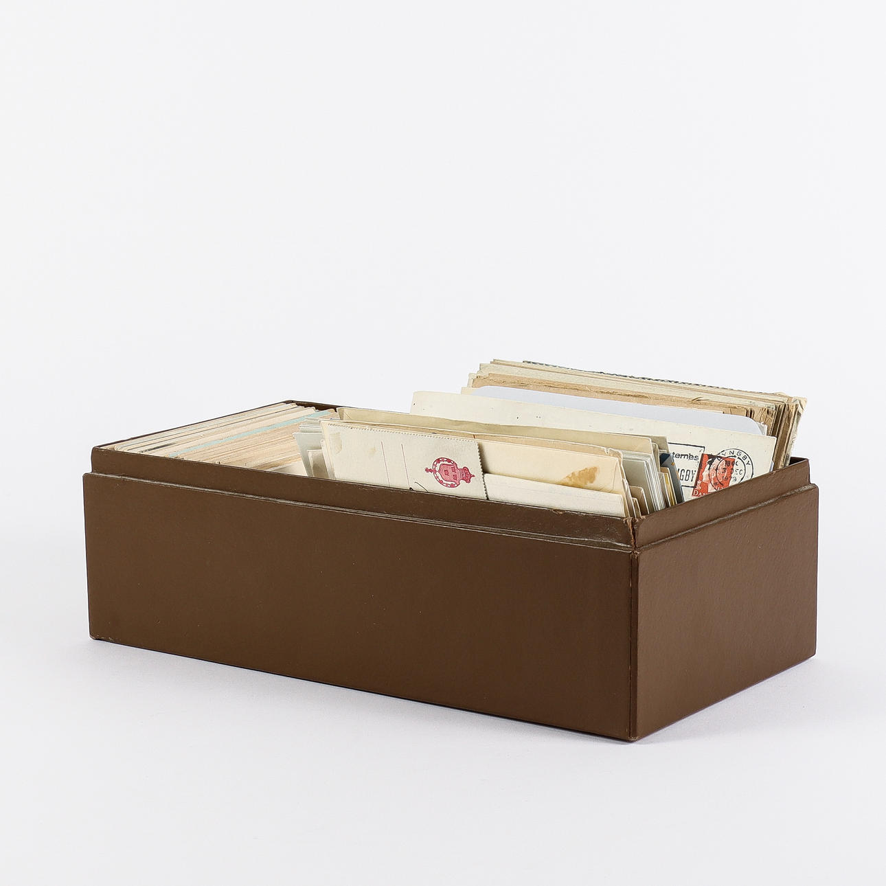 POSTALES Y ARTÍCULOS DE SALUD.