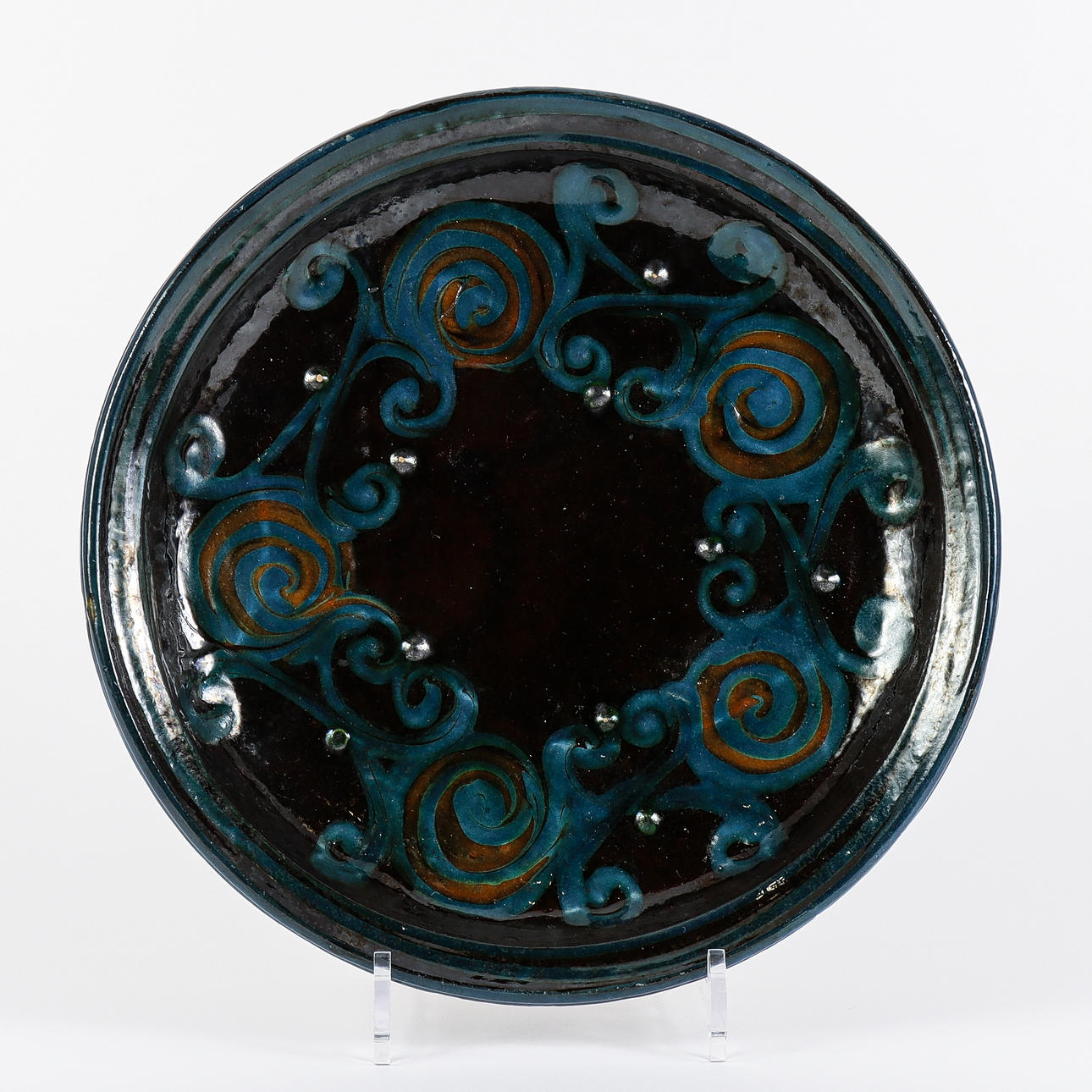 HERMAN KÄHLER ceramic dish.