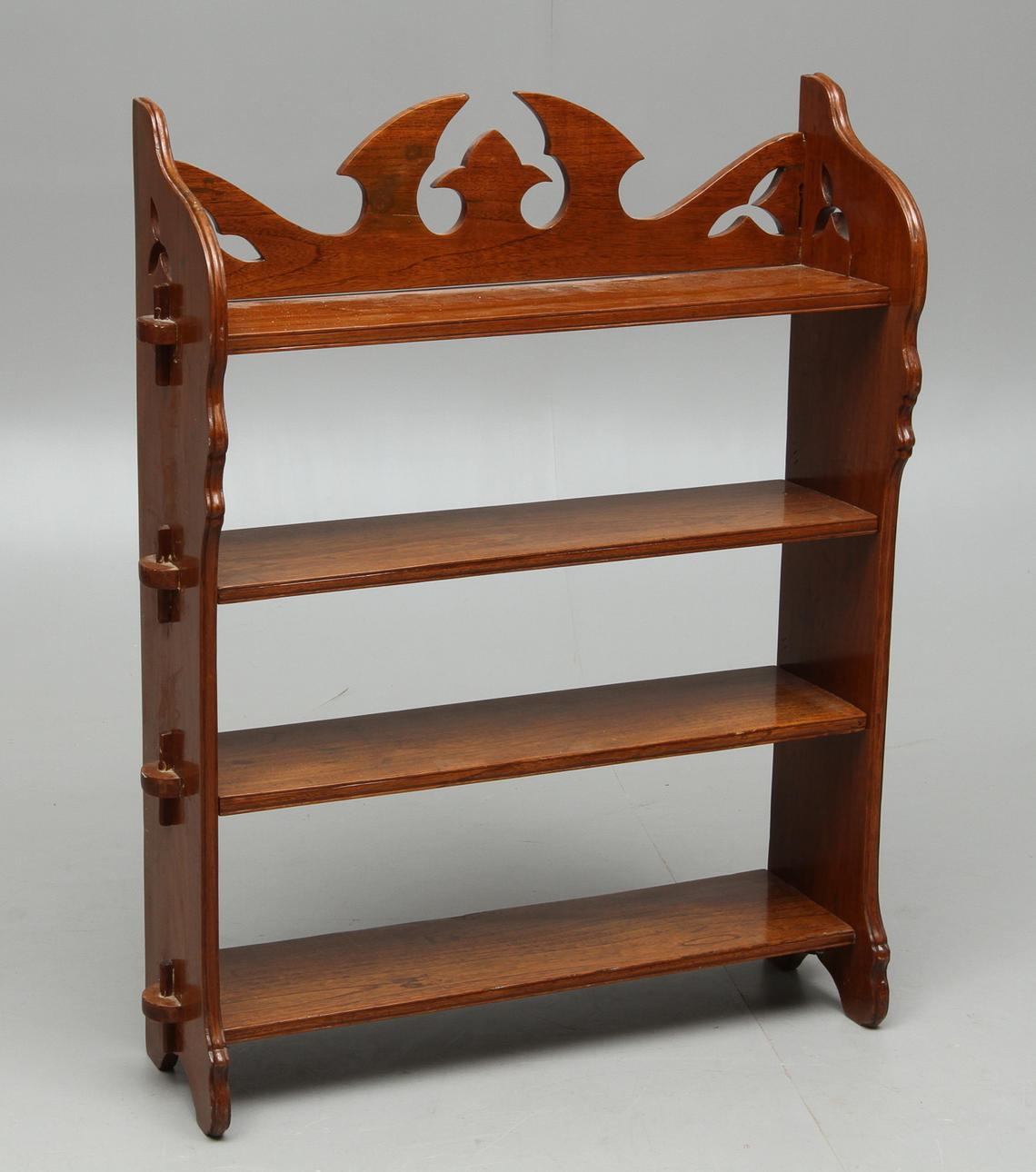 HYLLA, med fyra hyllplan, 1900-tal.