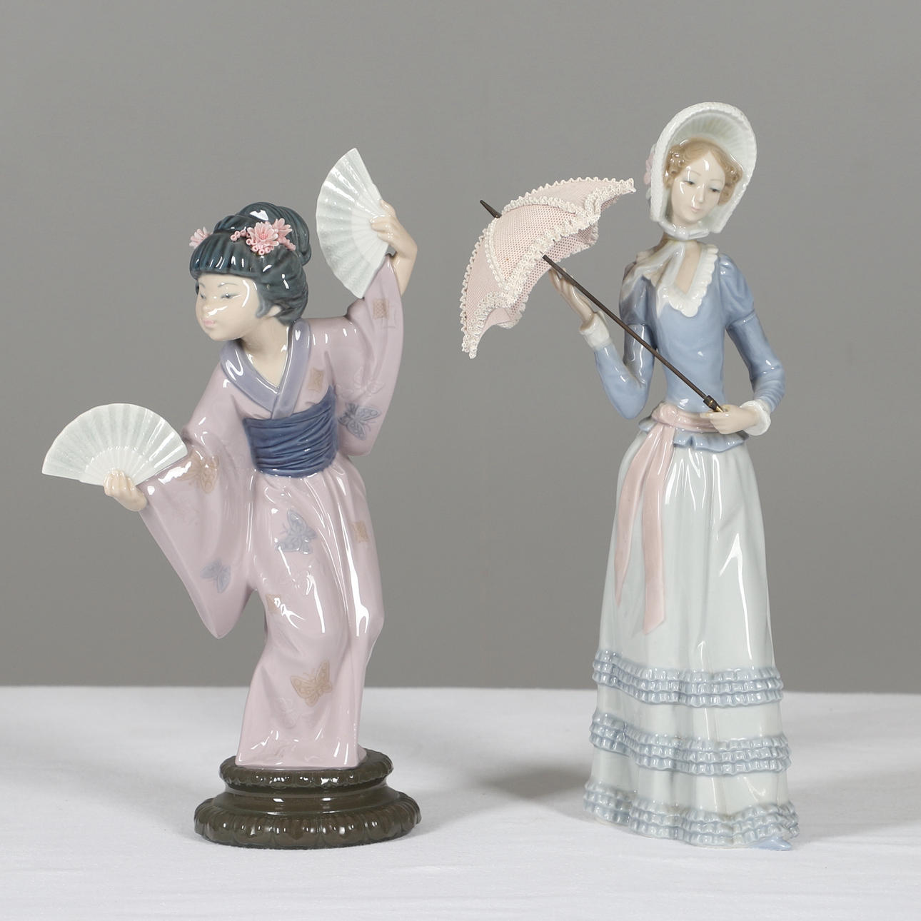 DOS FIGURAS DE LLADRO.