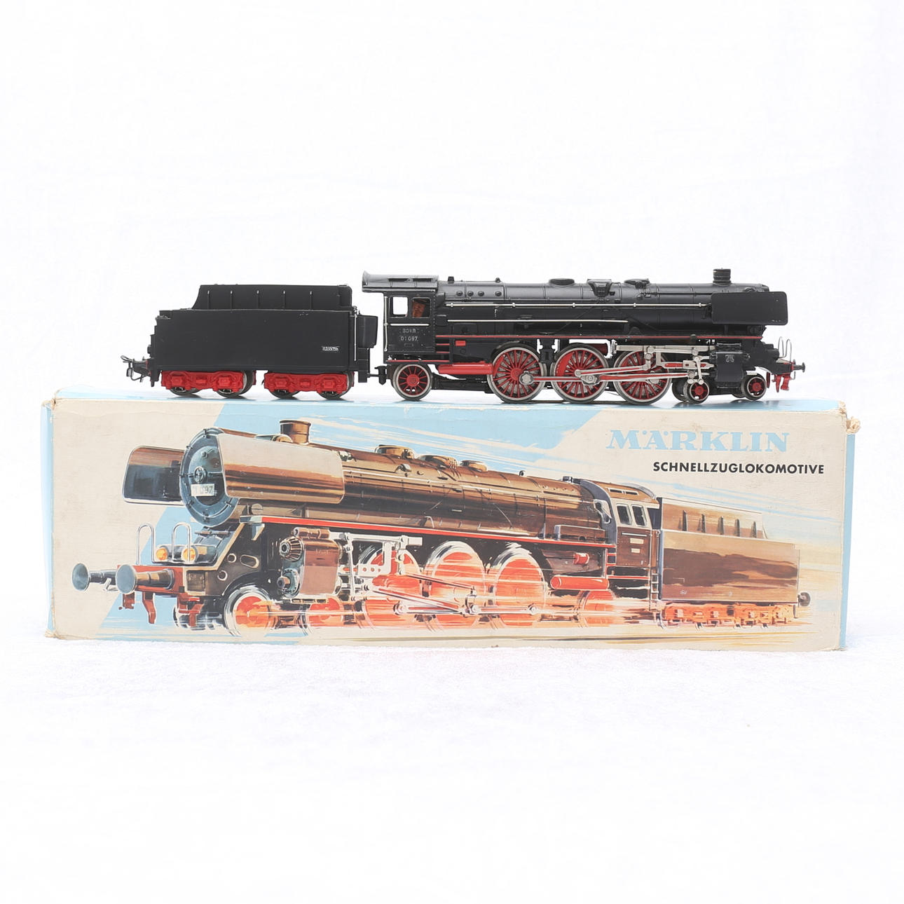 SNÄLLTÅG med TENDER, modell 3048, Märklin.