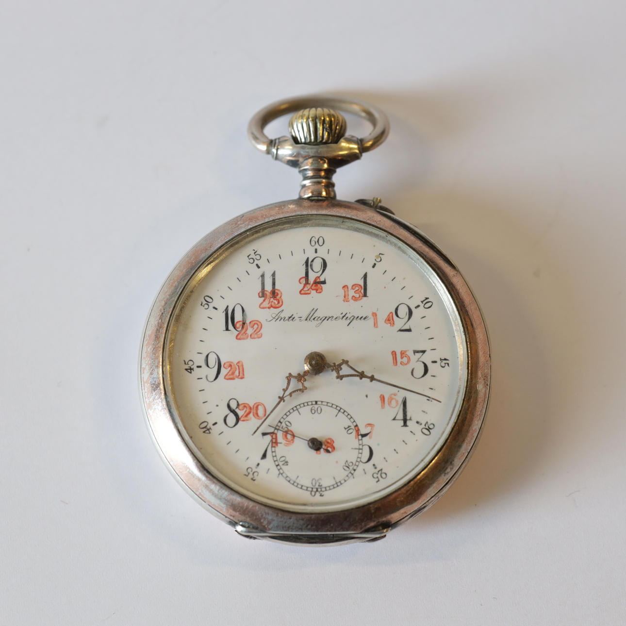 TASKUKELLO, hopeaa, 1900-luvun alkupuoli.