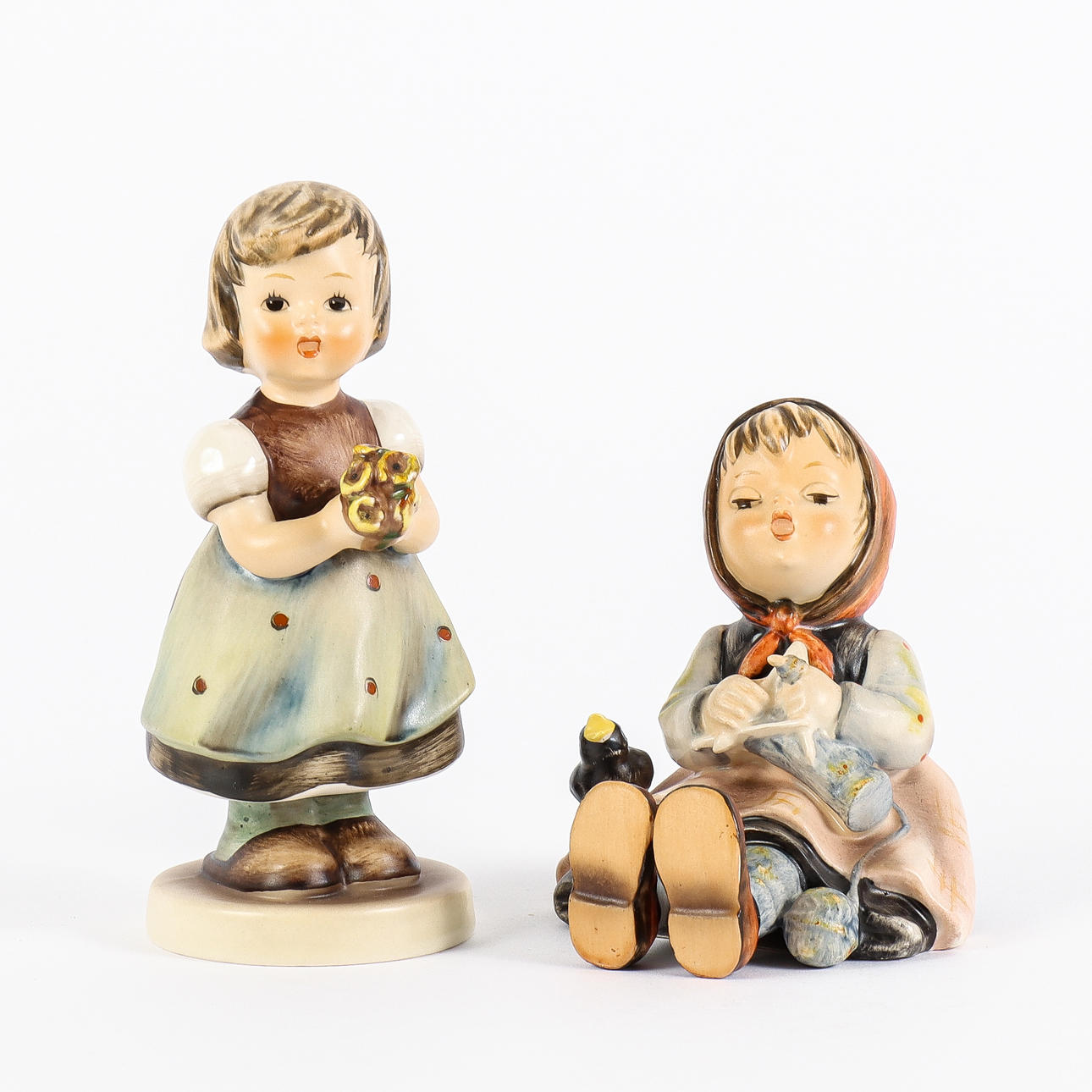 FIGURINES 2 pieces, Hummel.