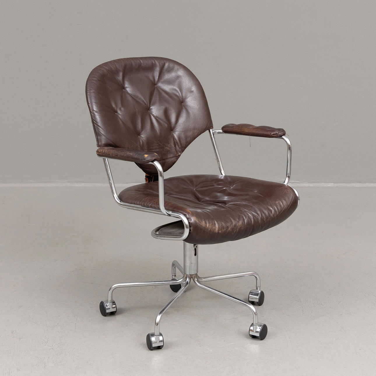 SAM LARSSON. Bürostuhl, Sam, Dux.