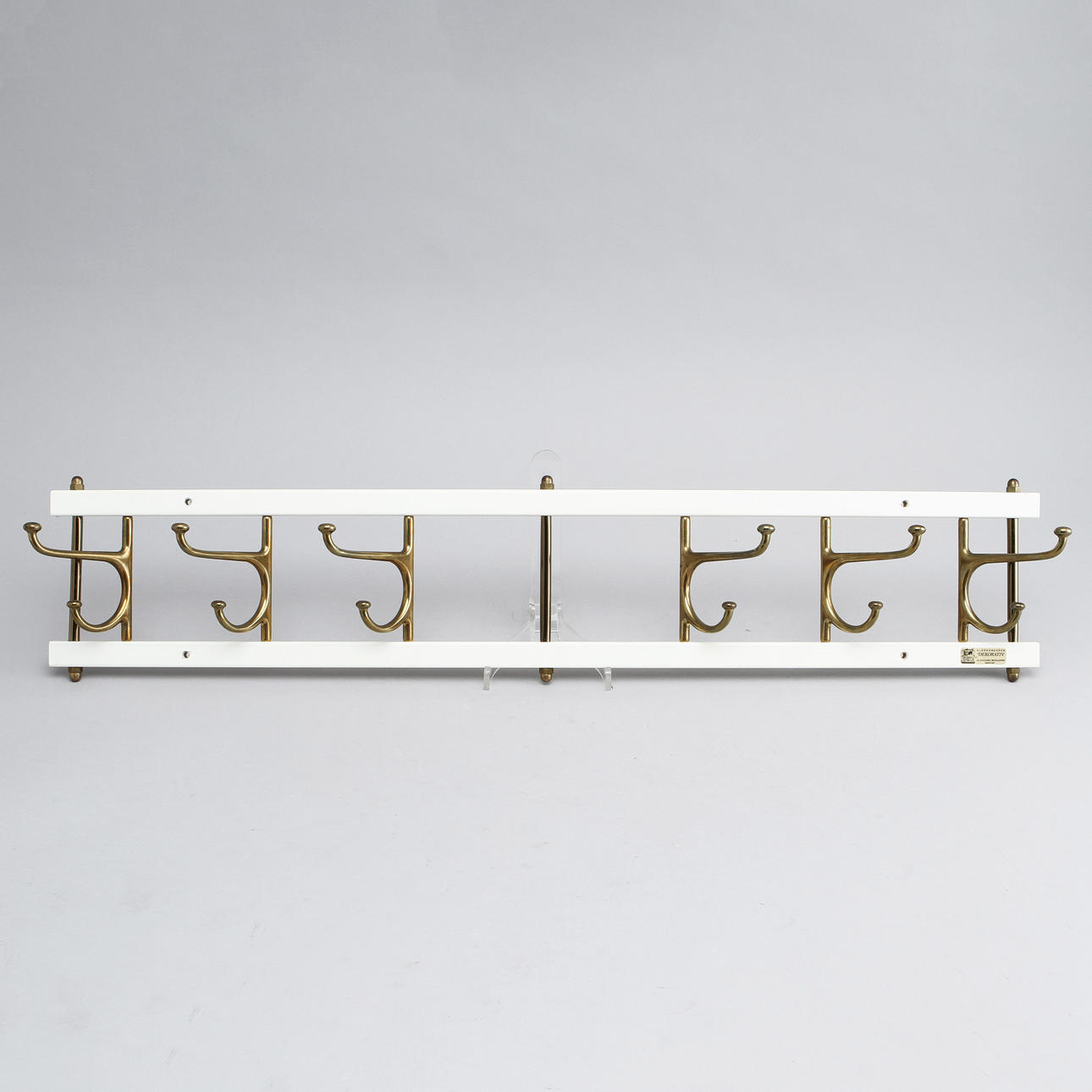 KLÄDHÄNGARE, "Dekorativ", Skoglunds metallgjuteri, Anderstorp.