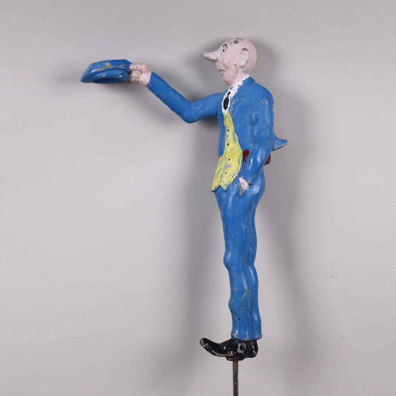 REGNMÅLER, Kronblomst i malet støbt aluminium.