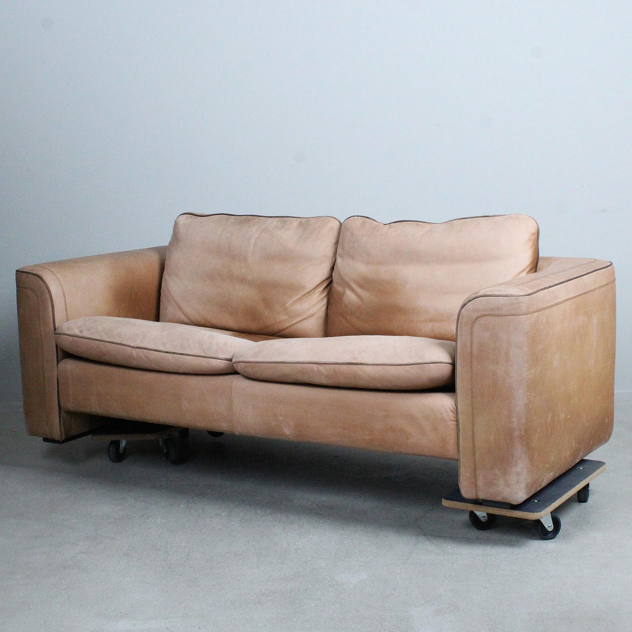 DE SEDE. Soffa/Tvåsits, läder, Schweiz, 1970-tal.