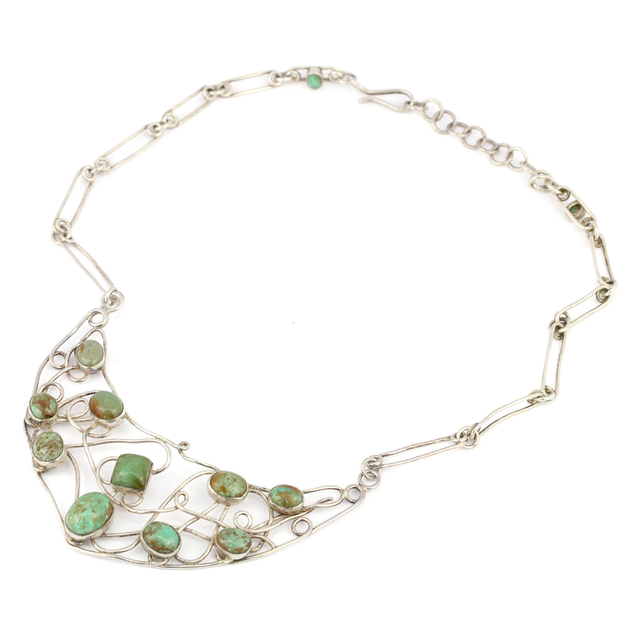 SILVER AND GREEN TRQUOISE NECKLACE.