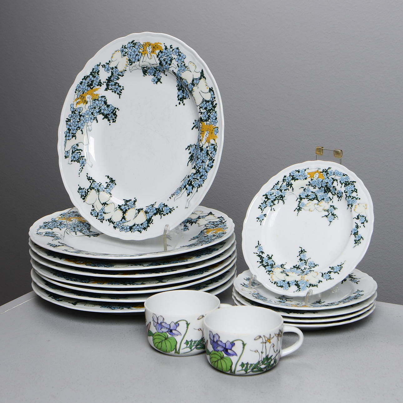 IKEA, Dele til bordservice, „Piger“ & „Midsommer“ (15 stk.)