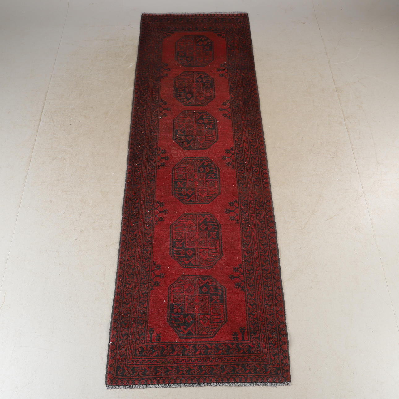 A CARPET, Afghan, gallery model, 278 x 85.