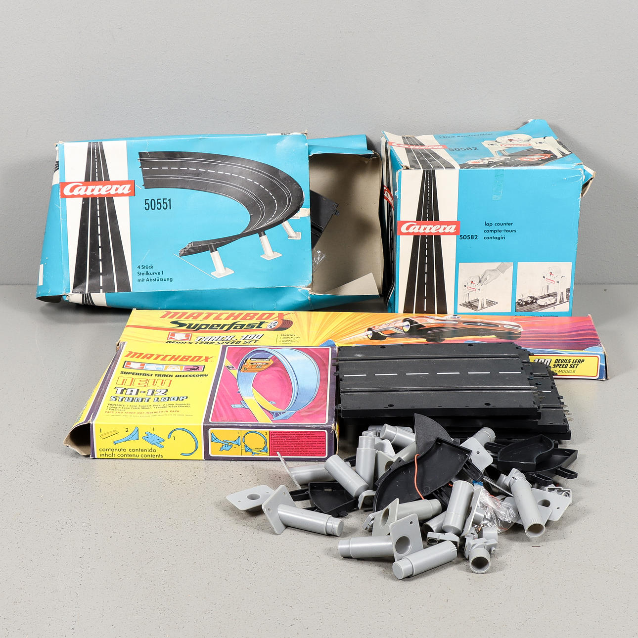 BILBANDELAR Carrera och Matchbox.