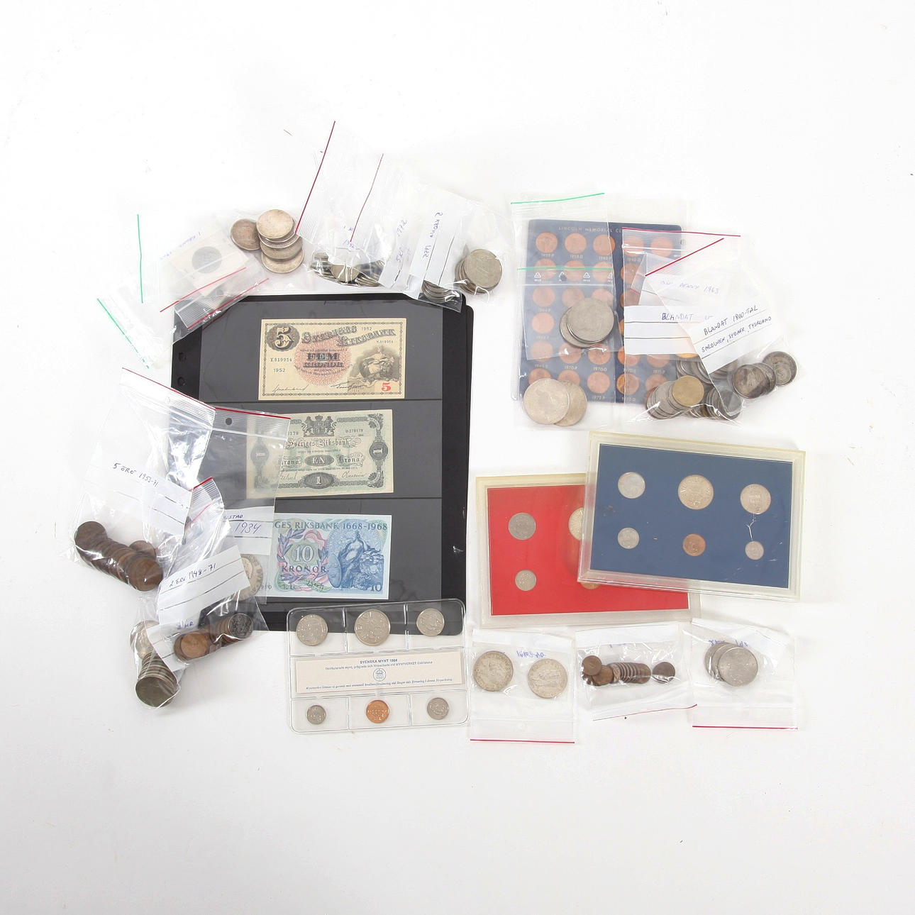 COINS and BANKNOTES, Collection of Swedish coins and banknotes and foreign coins, 18th/20th century.