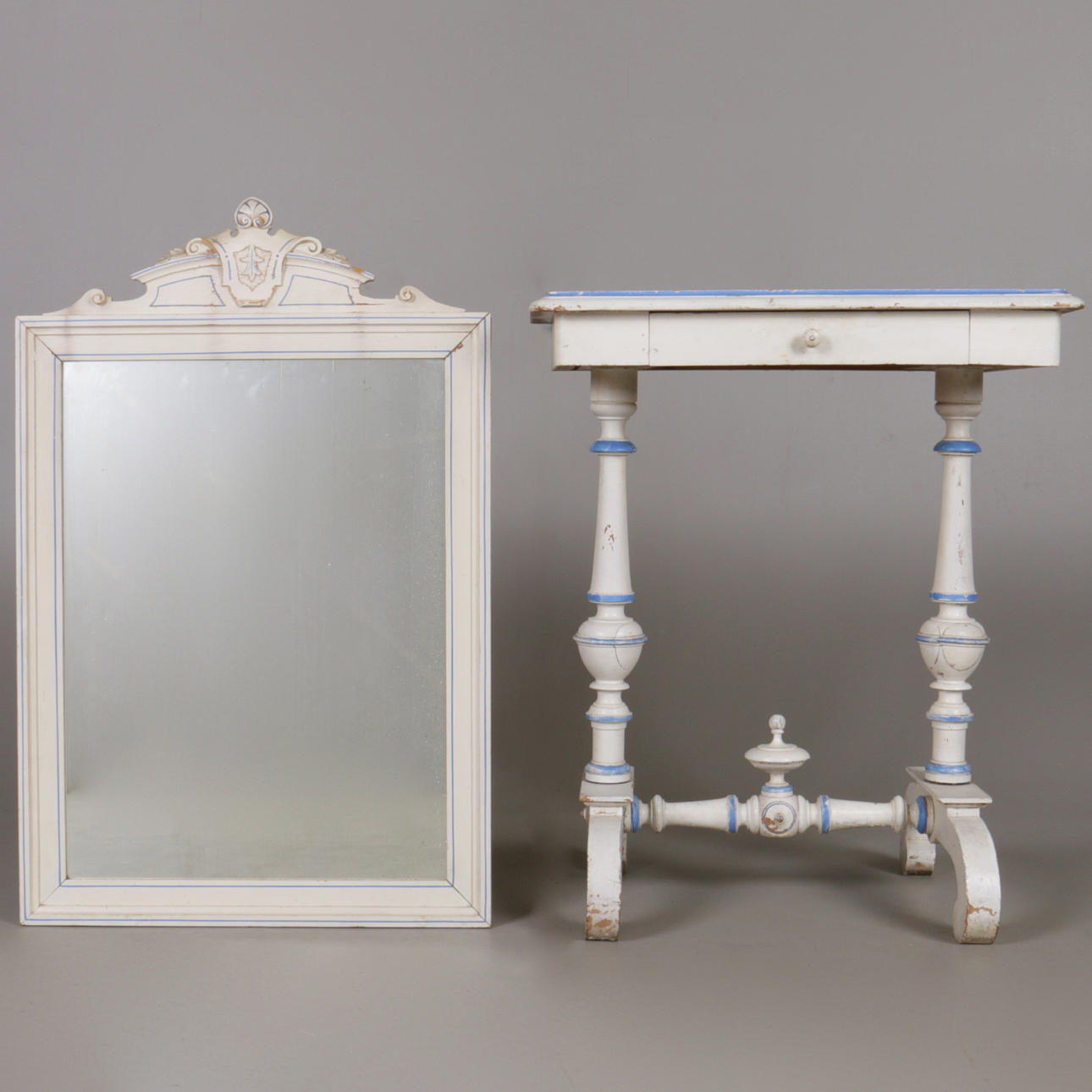 SPEGEL, samt konsolbord, bemålad, nyrenässans, omkring sekelskiftet 1900.