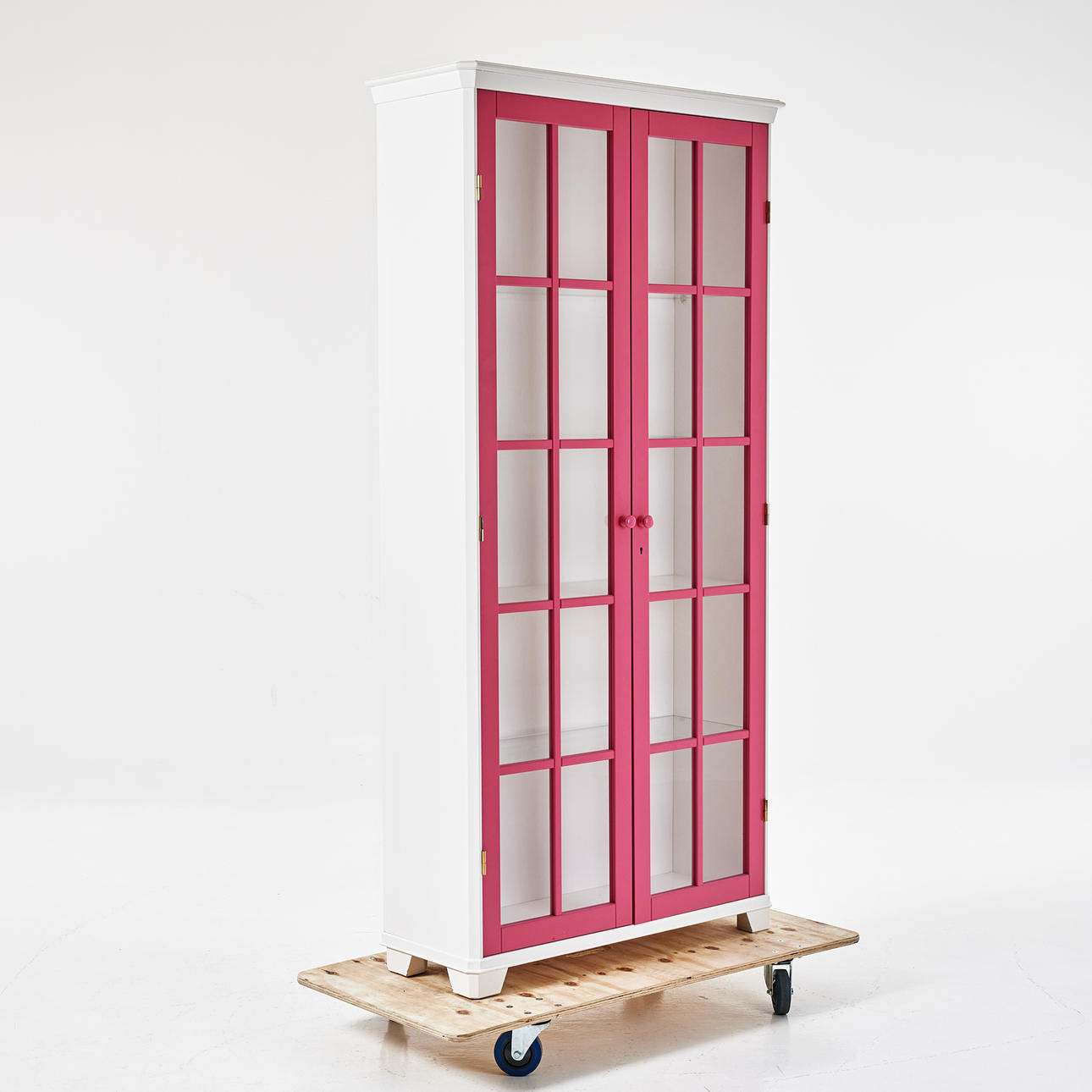 ENGLESSON, a display cabinet, 1990s.