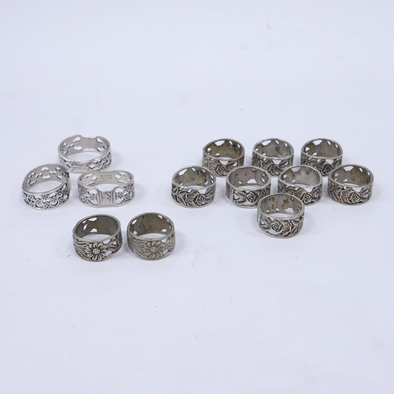 SERVIETTENRINGE, SILBER, 13 STÜCK.