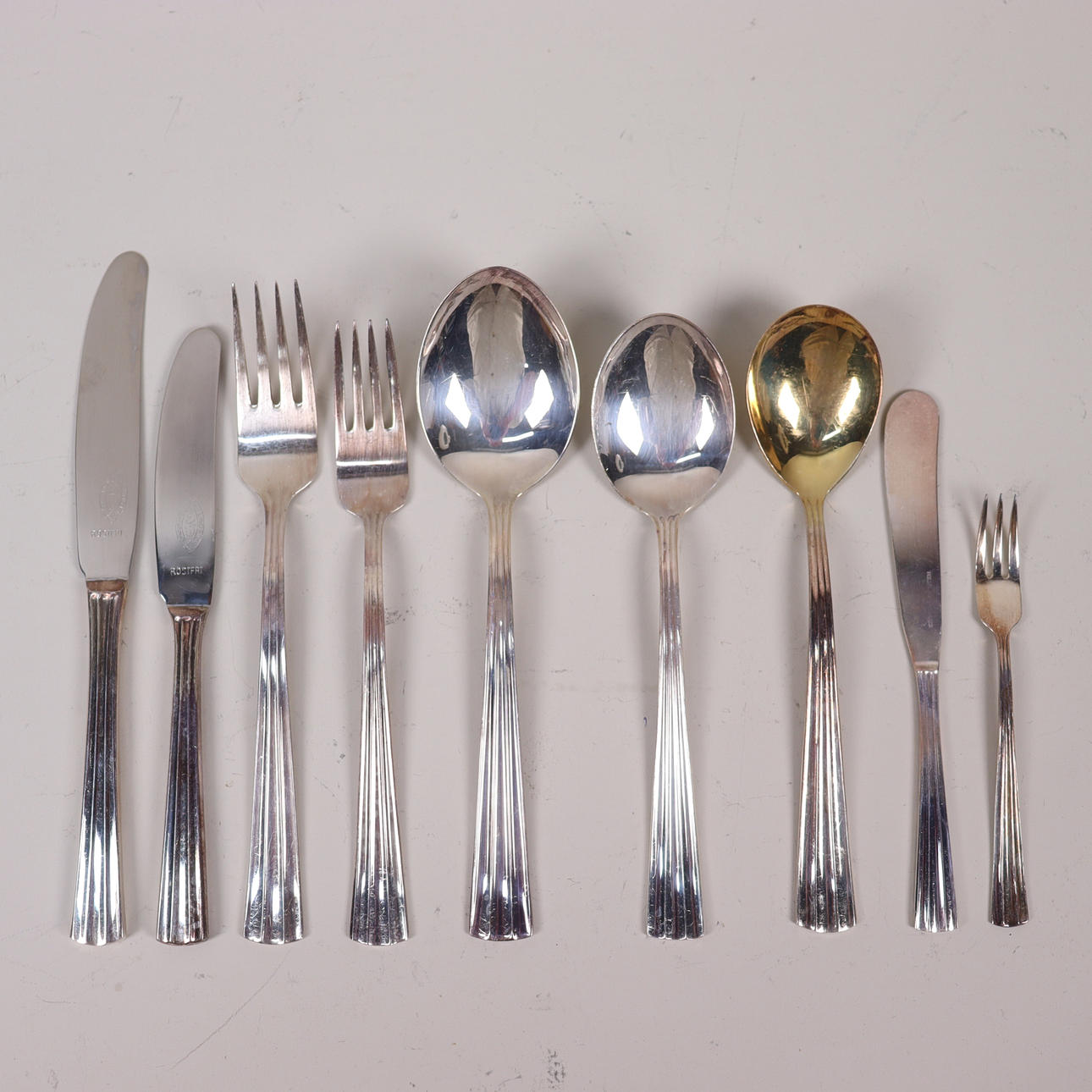 Besteck, „Athena“, Neusilber, 98 teilig.