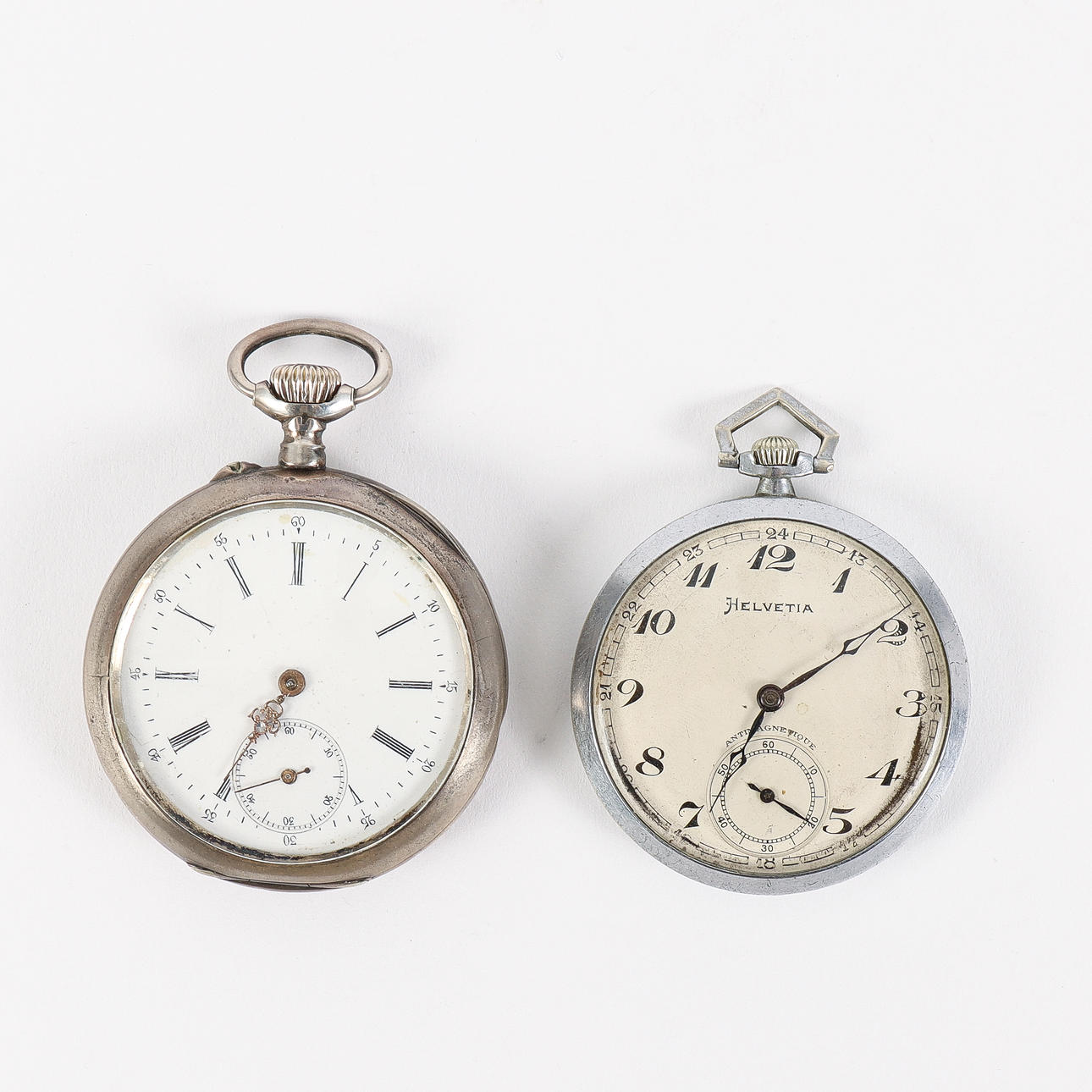 TASCHENUHR 2 Stück.