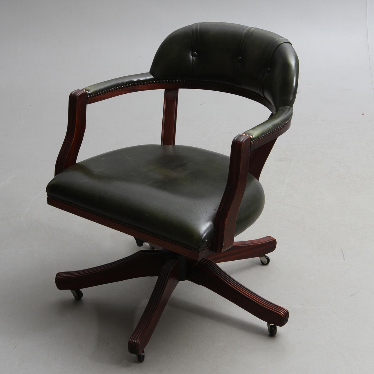 SKRIVBORDSSTOL, engelsk stil, 1900-tal.