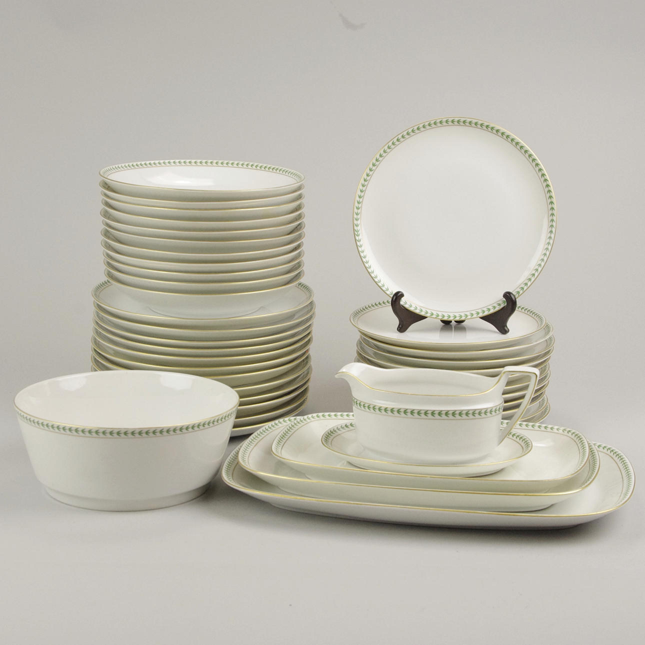 MATSERVIS, porslin, "Regency", Tyskland, 1900-talets första hälft.