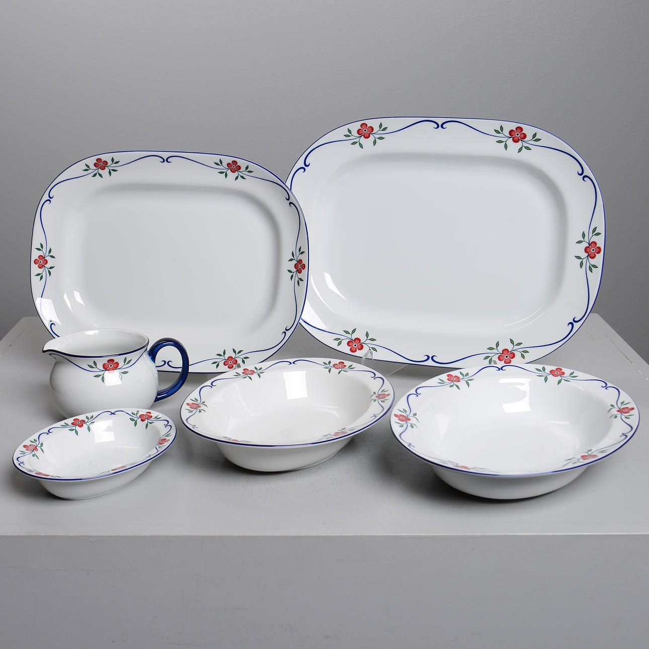 PIA RÖNNDAHL. “Sundborn”, 6-piece tableware, Rörstrand.