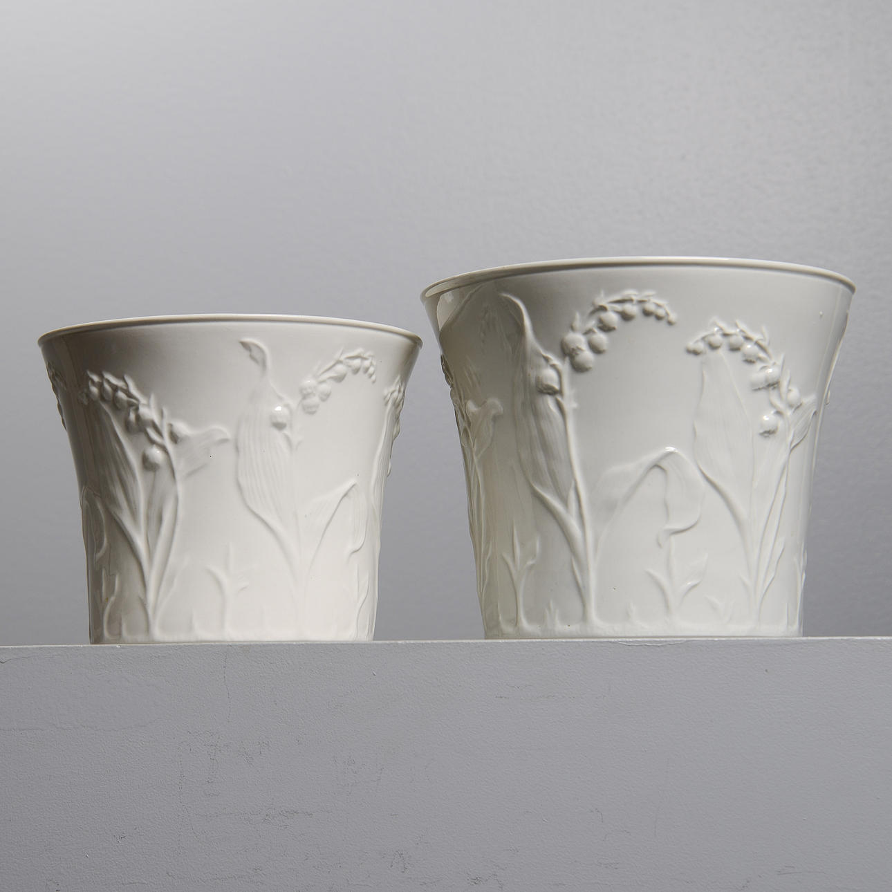 GUNNAR WENNERBERG. “Liljekonvalj”, 2 outer lining, Gustavsberg.