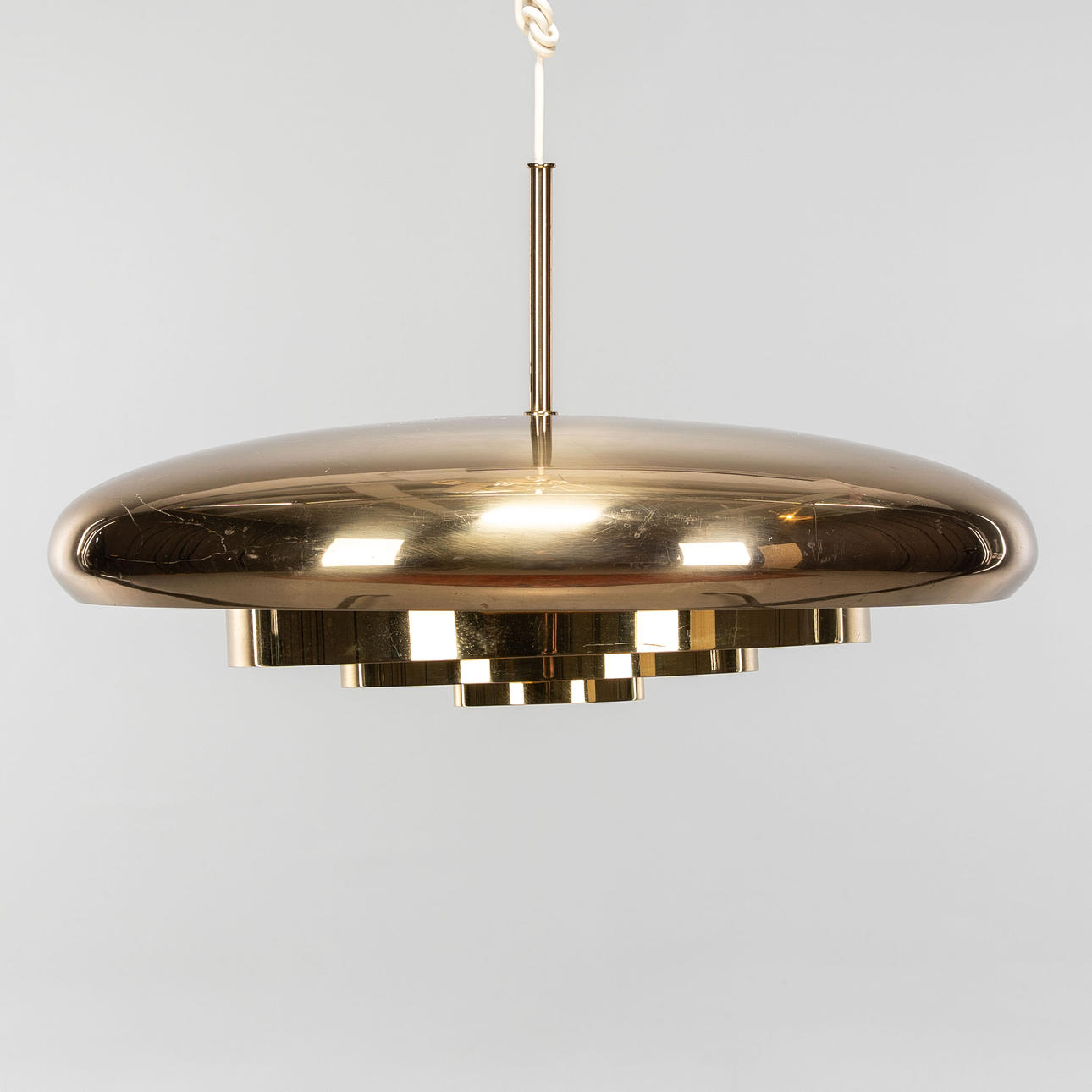 Boréns Deckenlampe, zweite Hälfte des 20. Jahrhunderts.