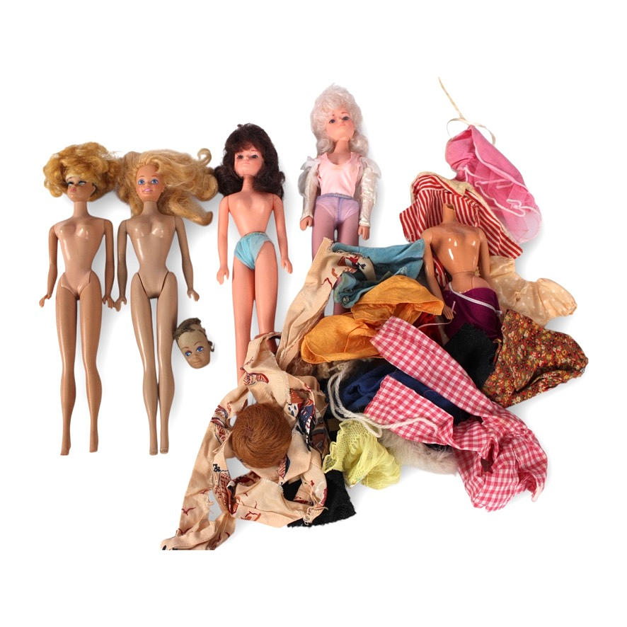 BARBIE DOLL, blah “Midge” Mattel.