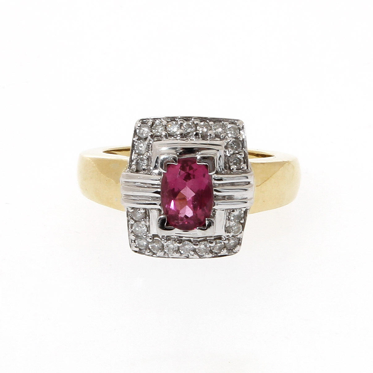 RING, 18k rödguld med rosa turmalin samt diamanter. Vikt 7,6 g.