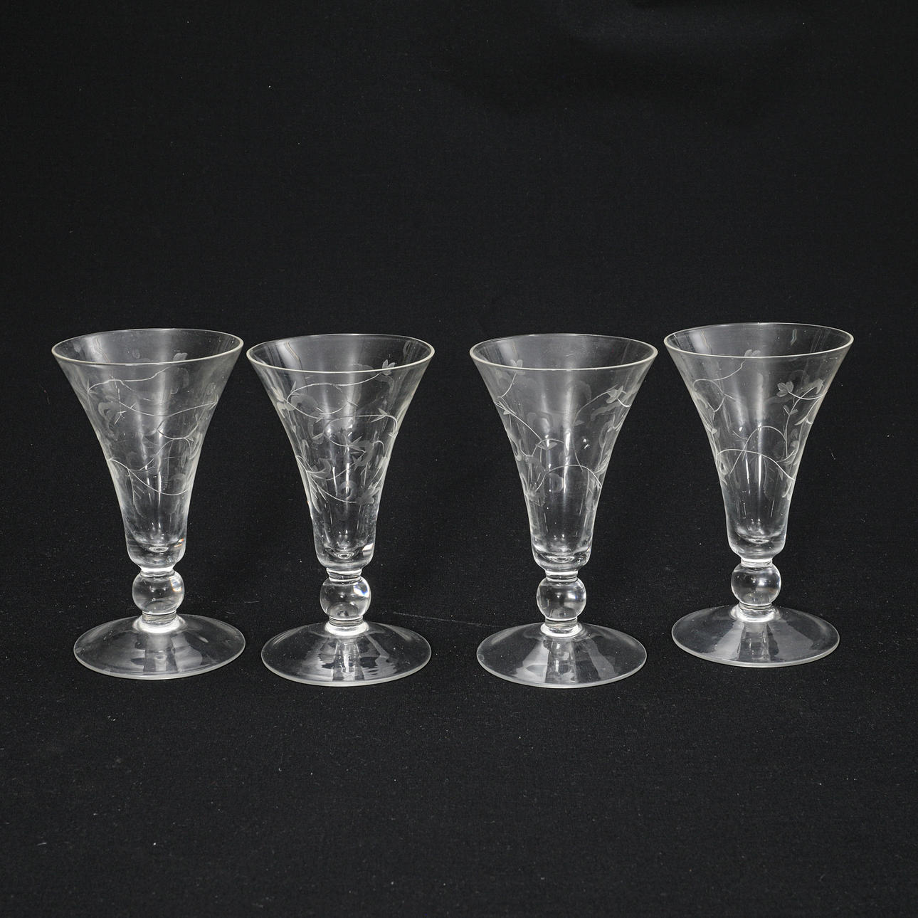 WINE GLASS with etching.