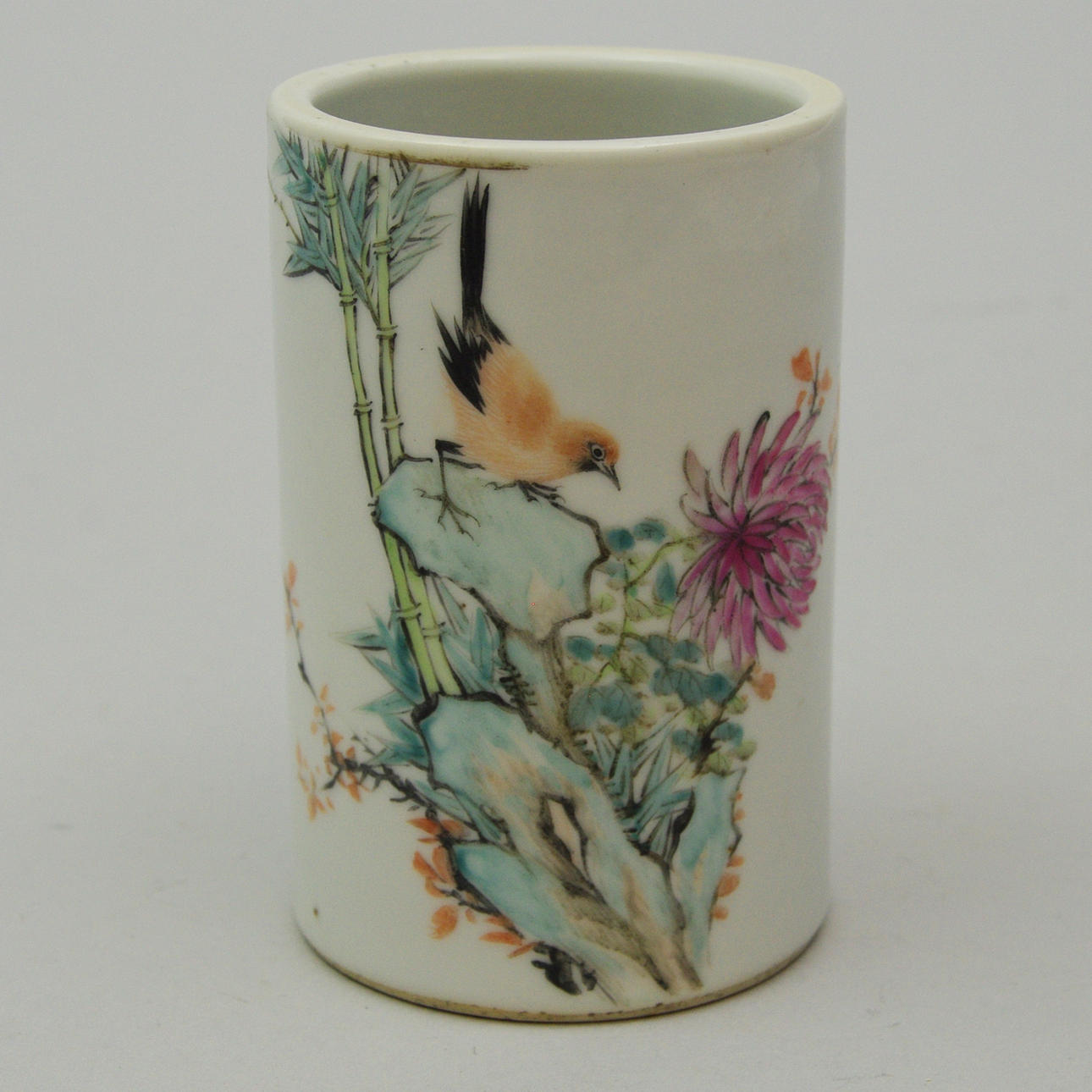 VAS, porslin, Kina, 1900-tal.