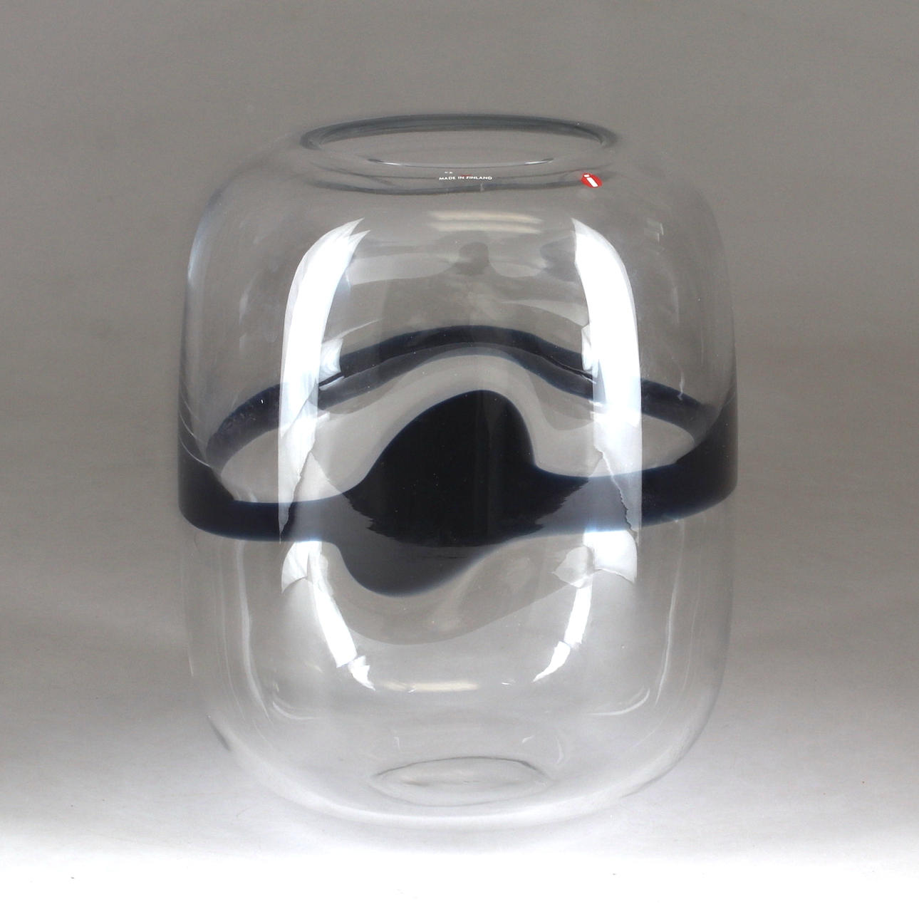 TIMO SARPANEVA. A “blues” vase, model 3041, signed 1986.