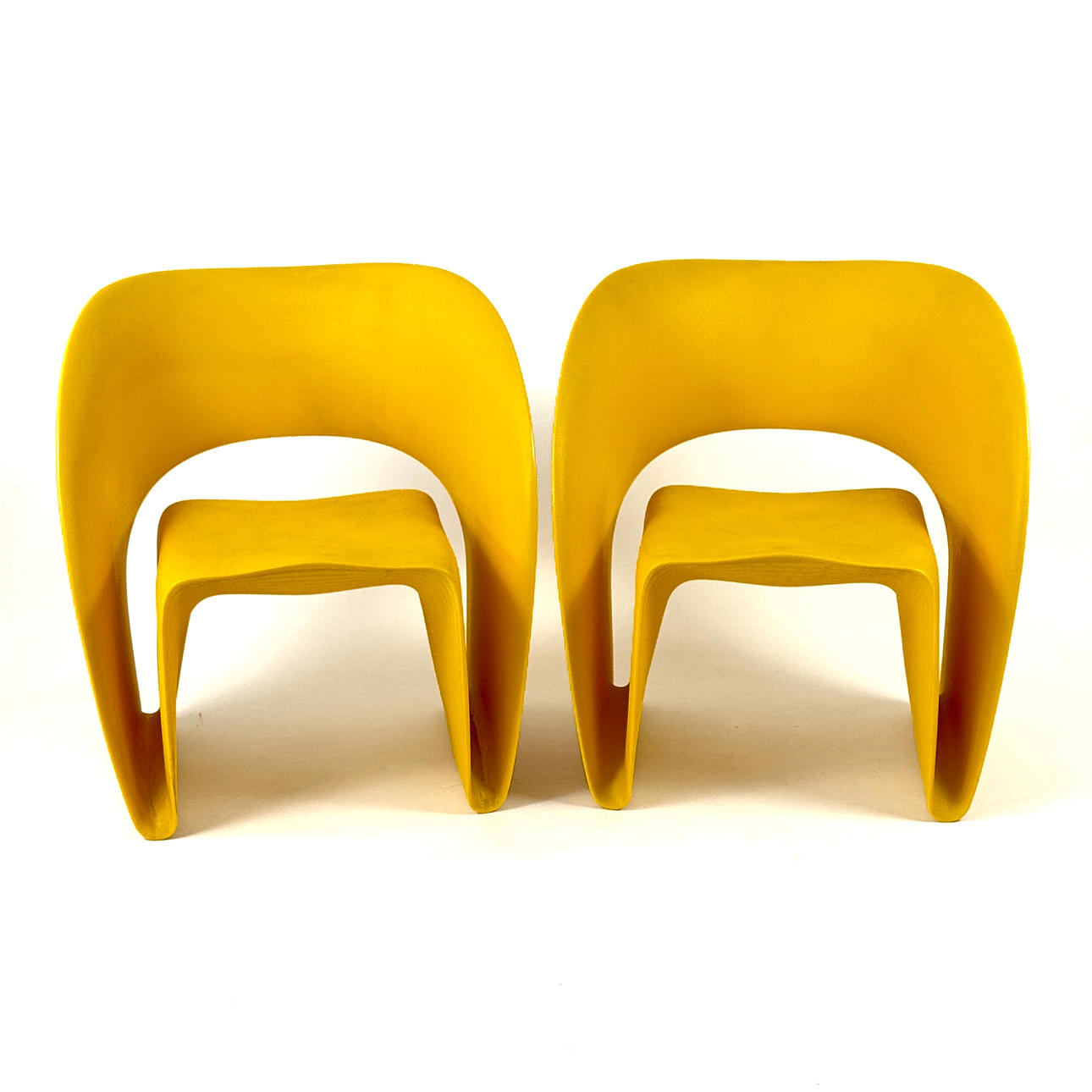 PAIR OF YELLOW RAVIOLO CHAIRS.
