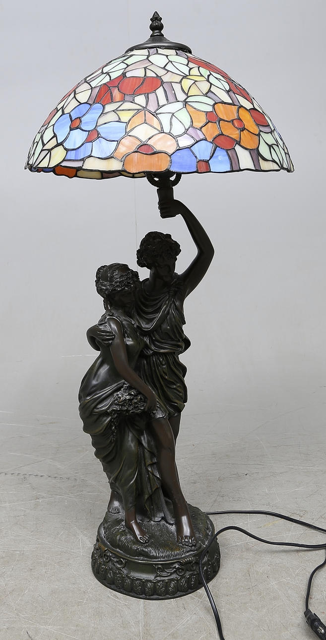 BORDSLAMPA, Tiffanymodell/jugendstil, 2000-tal.