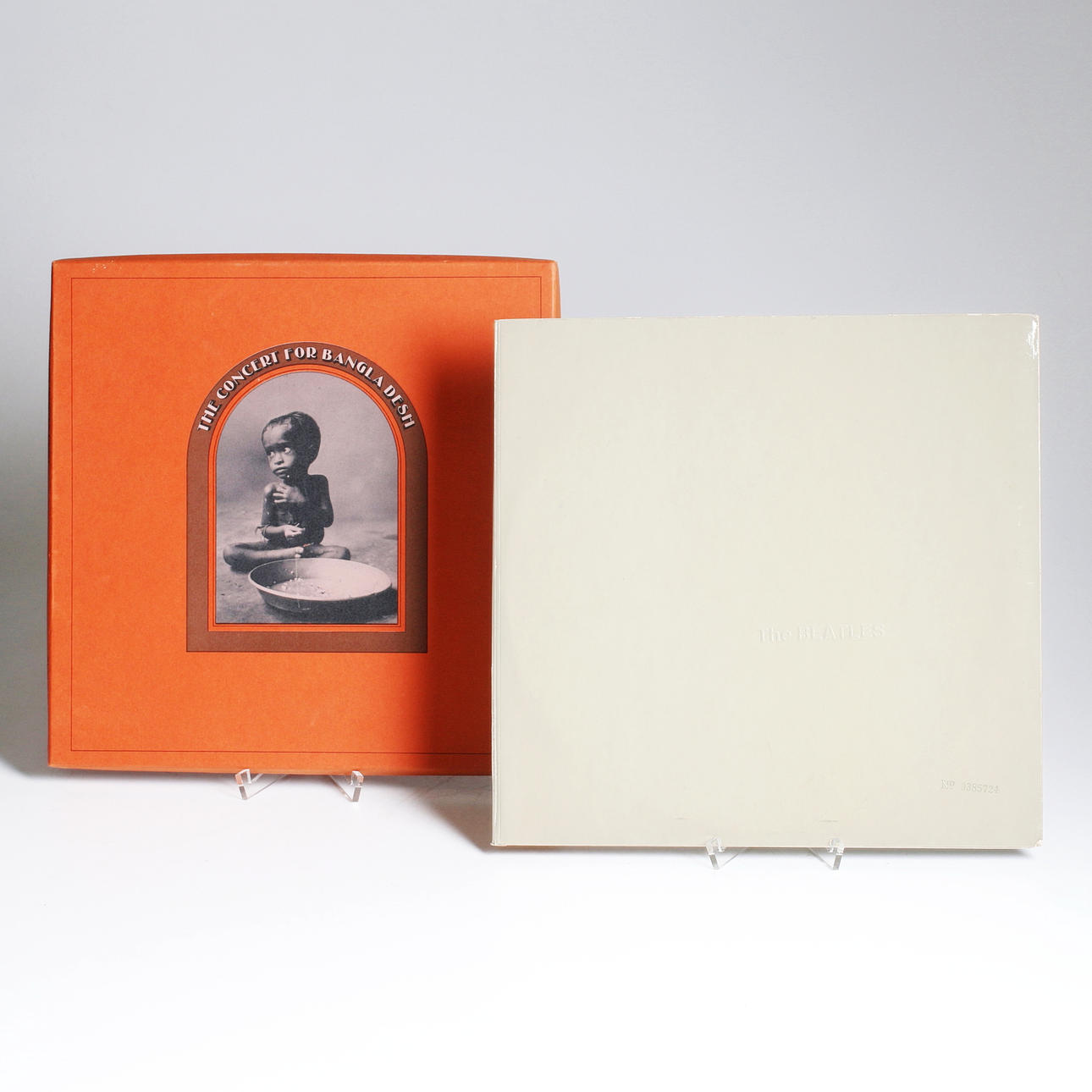 THE BEATLES, White Album, No: 0385724, Stereo, PCS 7067/68 LP, UK. 1968. samt THE CONCERT FOR BANGLADESH. Box. 1971.