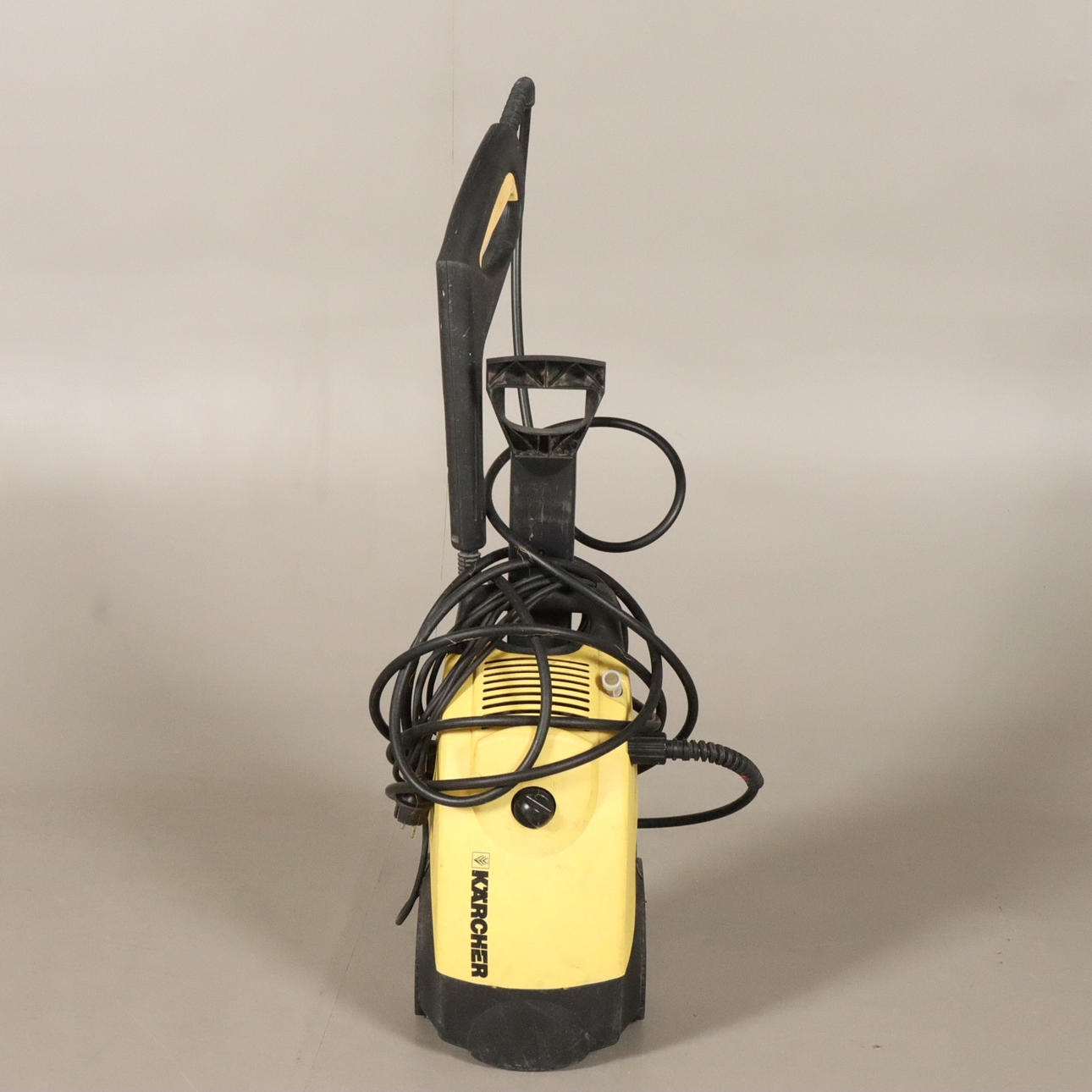 HIGH PRESSURE WASHER Kärscher.