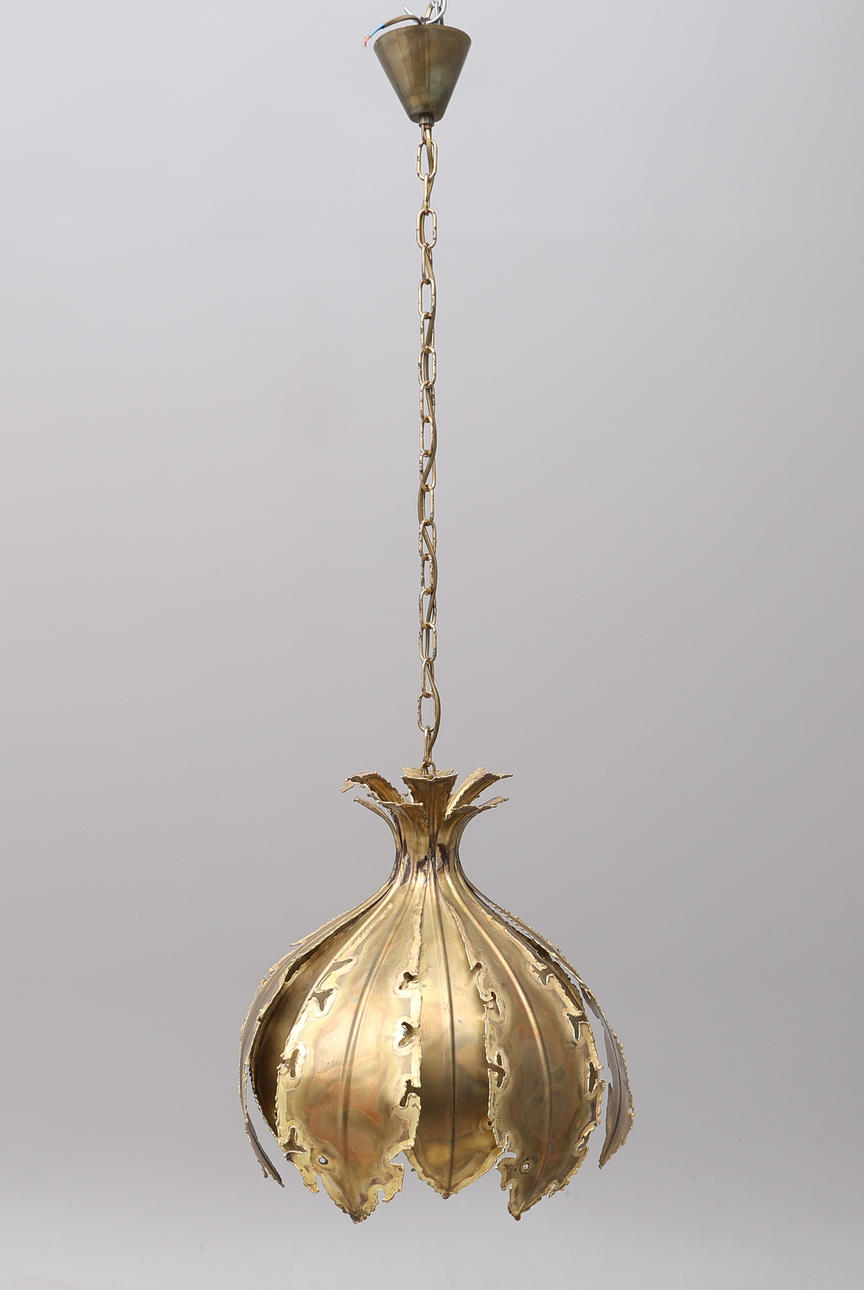 SVEND AAGE HOLM SØRENSEN. A DANISH “LØKLAMPAN” CEILING LAMP, SECOND HALF OF THE 20TH CENTURY.