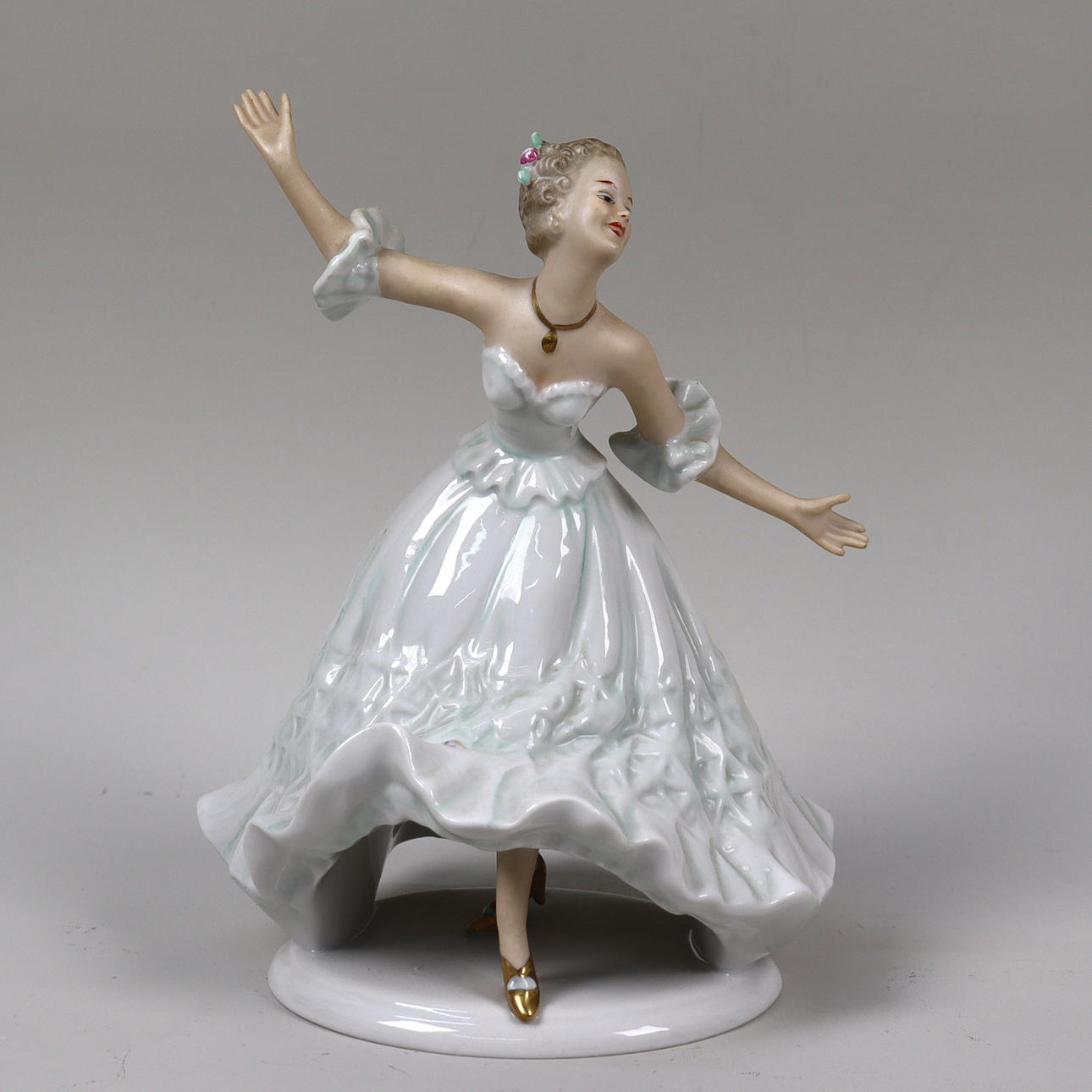 WALLENDORF, Germany, figure, dancing woman.